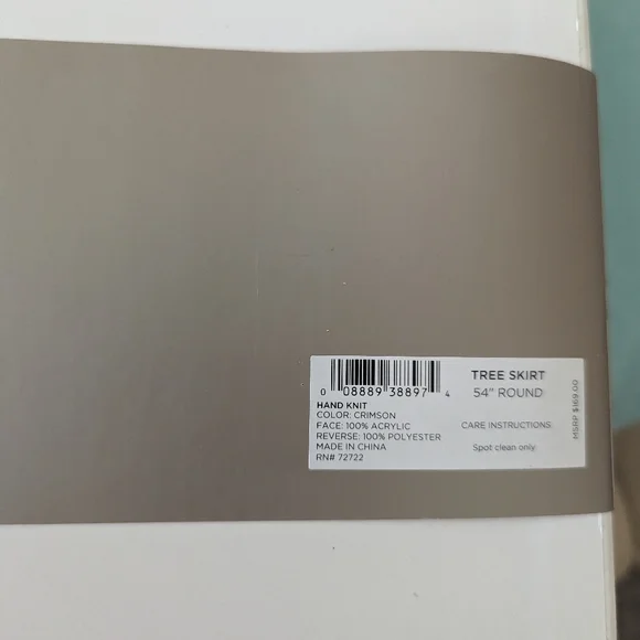 UGG Christmas Tree Skirt - Picture 3 of 3